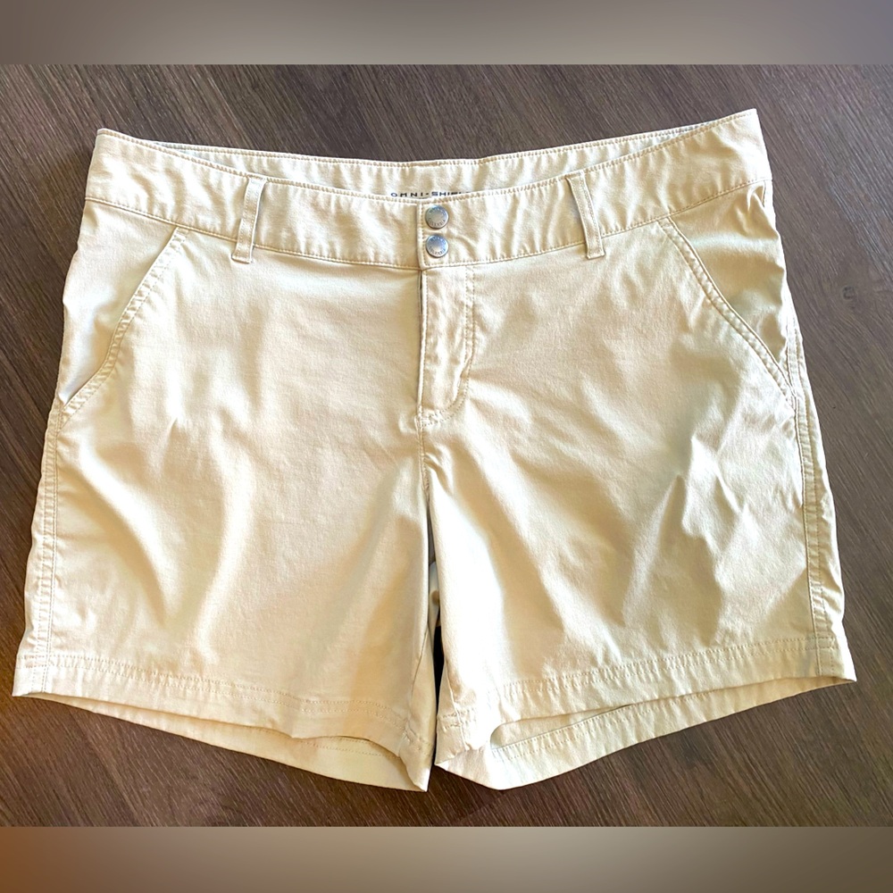 Columbia Omni Shield Size 14 Shorts